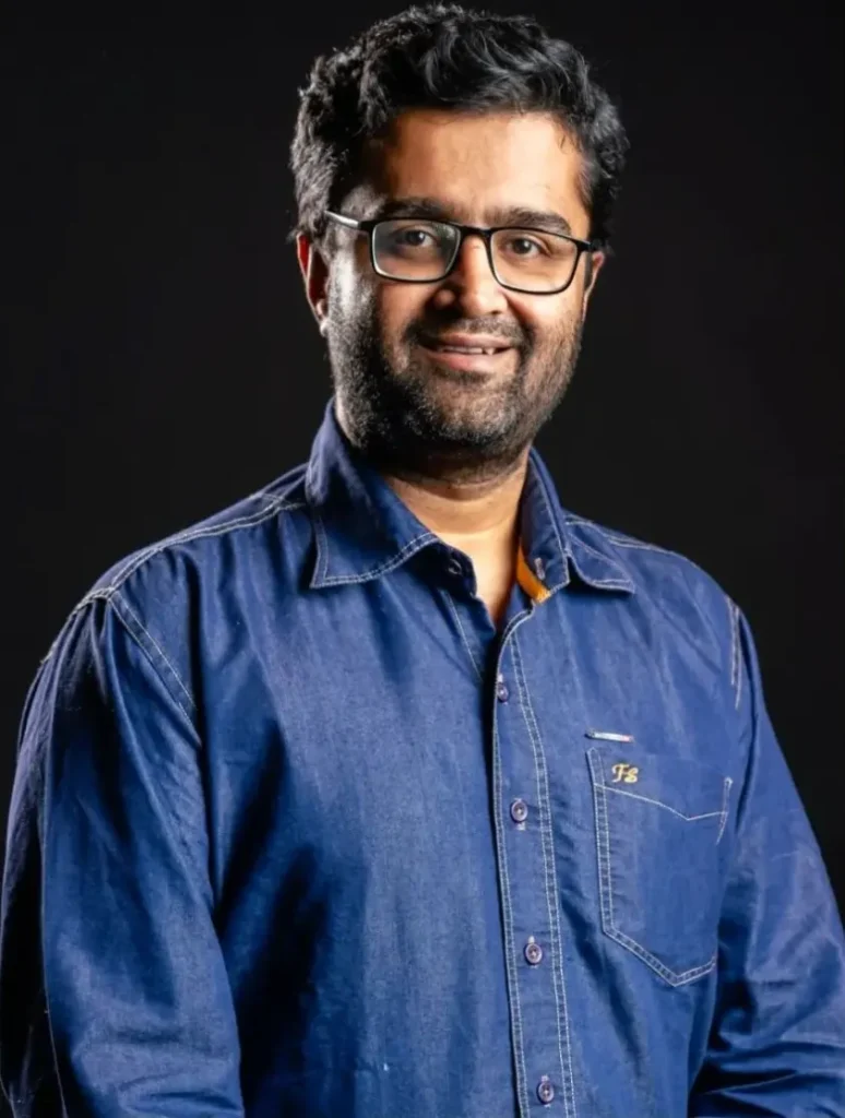 Mr. Vikkas Arun Pareek